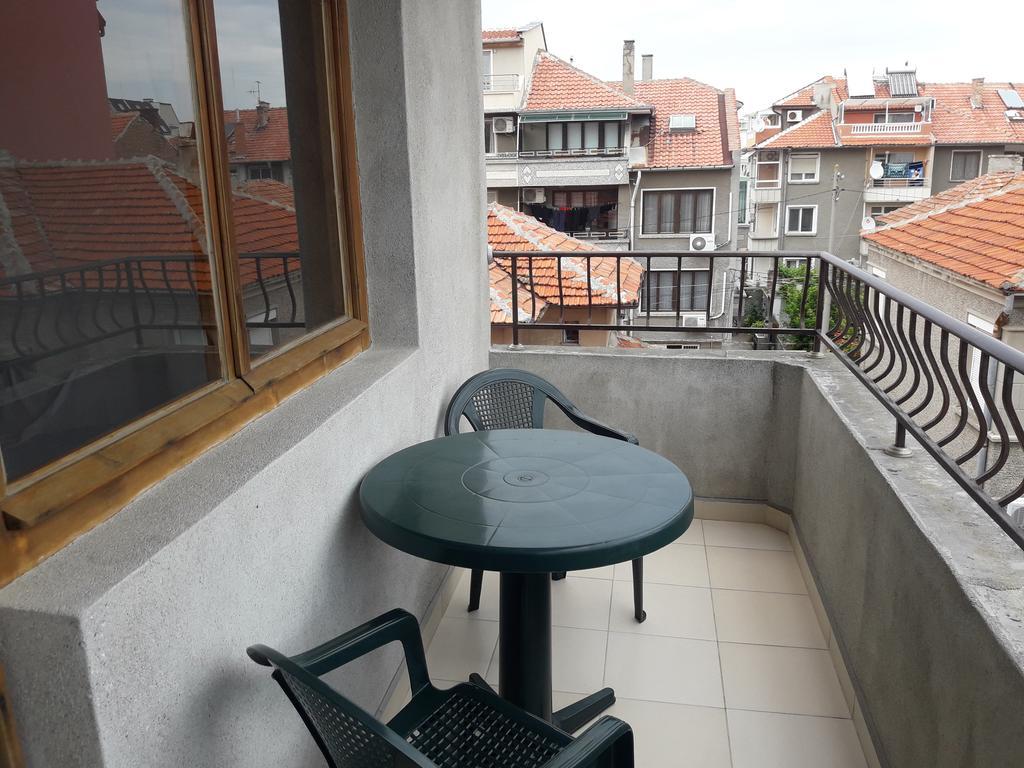 Georgievi Guest House Pomorie Exterior photo