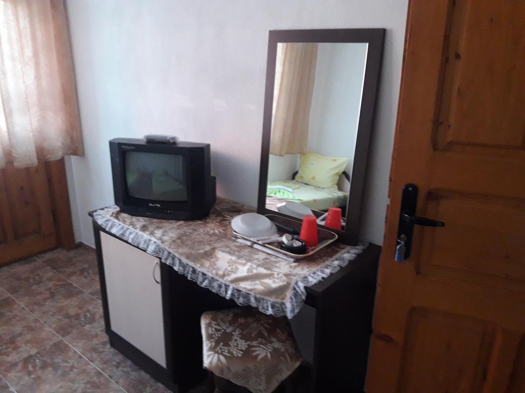 Georgievi Guest House Pomorie Exterior photo